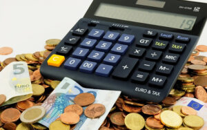 calcolo spese risparmio denaro euro