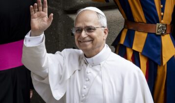 papa leone xiv a castel gandolfo, 13 luglio 2025