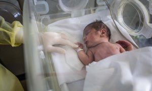 bimbo nato al Gemelli da mamma positiva Covid-19 