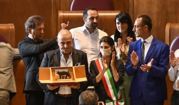 L’Assemblea capitolina intitola l’Auditorium PdM a Ennio Morricone. Andrea e Marco Morricone, Virginia Raggi, Marcello De Vito, Campidoglio 17 luglio 2020
