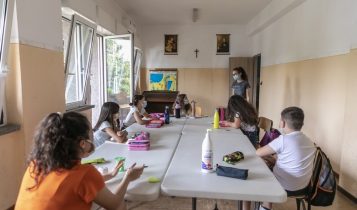 oratorio estivo parrocchia San Gaspare, bambini con mascherina, post-covid, giugno 2020