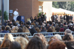 Papa Francesco visita università Roma Tre