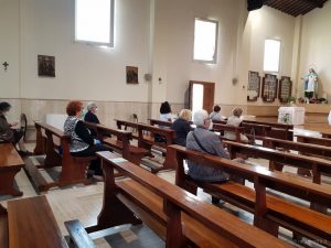 prima messa con i fedeli post-coronavirus, parrocchia di S.Maria Madre della Misericordia, 18 maggio 2020