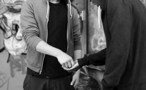 droga, minori, spaccio, tossicodipendenza, dipendenze